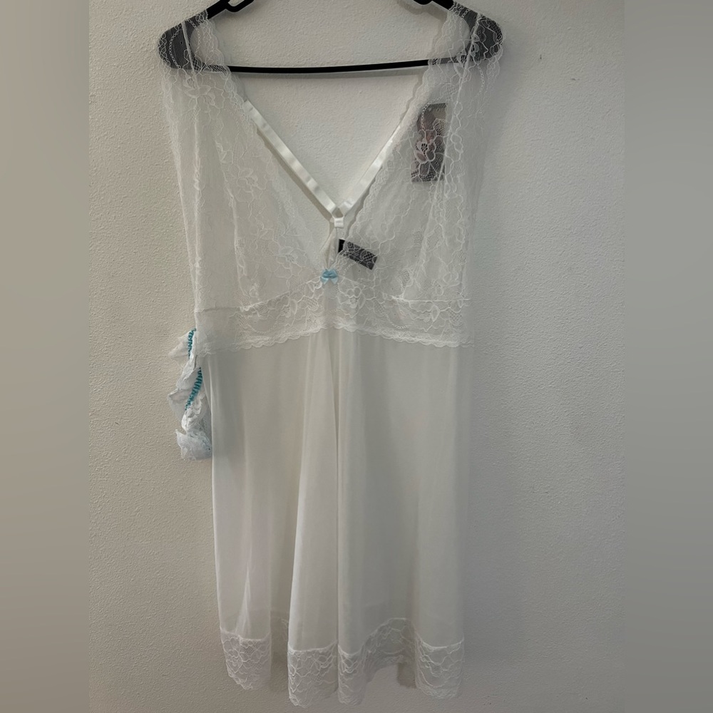 White lace baby doll lingerie 3X